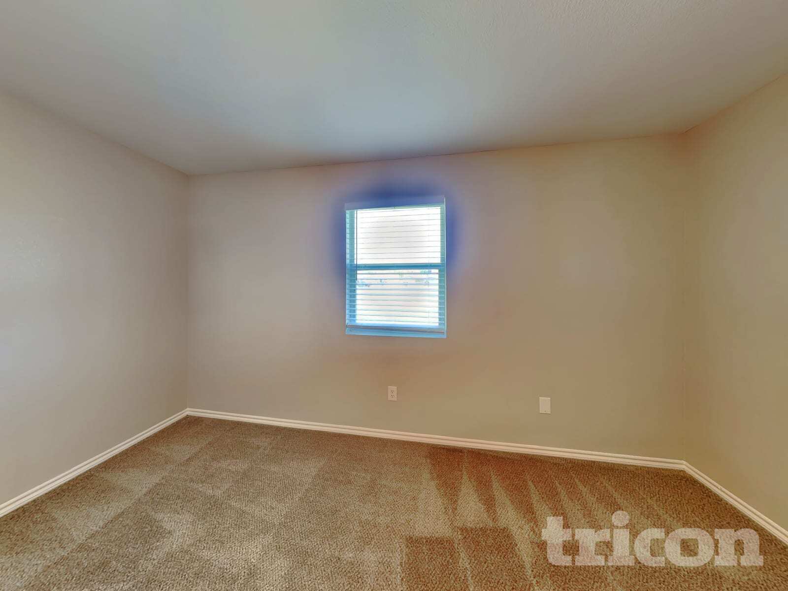 Building Photo - 214 Dean Ct