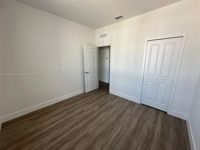 Building Photo - 34455 SW 191st Ave