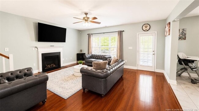 Building Photo - 3541 Castlefield Ln
