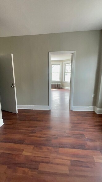 Building Photo - 18 Atlantic St