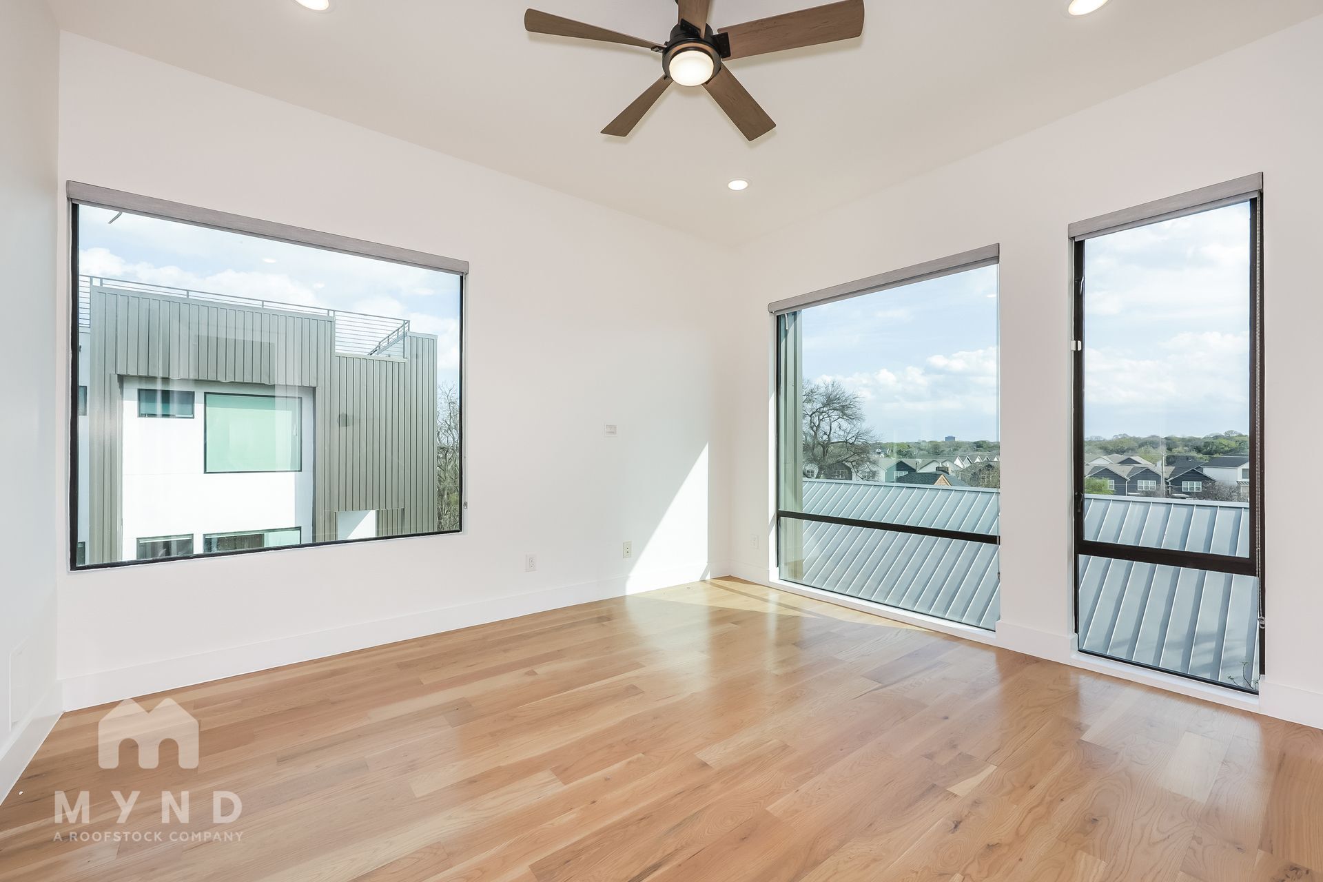 Building Photo - 1012 Mobile St