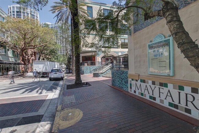 Building Photo - 2801 Florida Ave