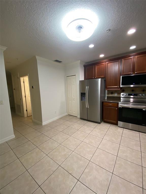 Building Photo - 9647 Tivoli Villa Dr