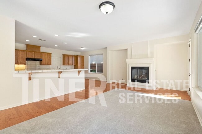 Building Photo - 9808 Spring View Way