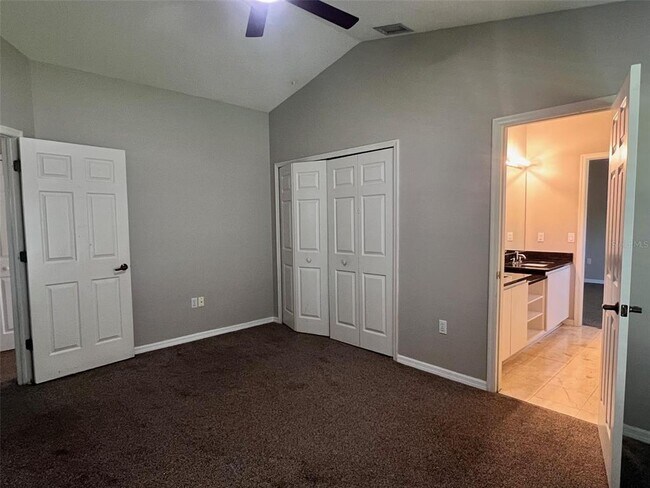 Building Photo - 1753 Kinsmere Dr