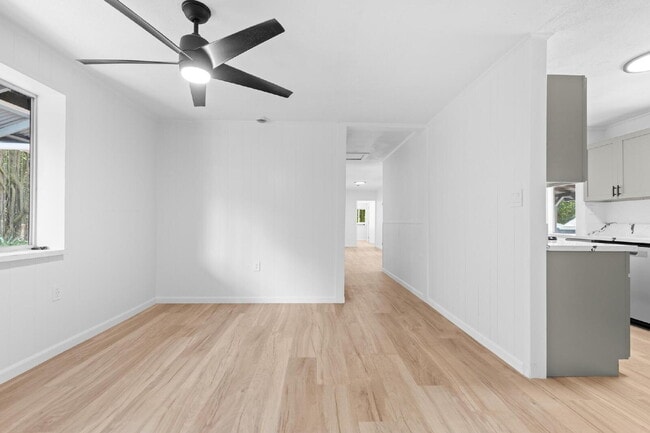 Building Photo - Available Now! 3/1.5 For Rent in HPP