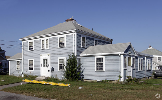 Primary Photo - Riverview