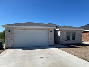 Building Photo - 312 Javier Dr