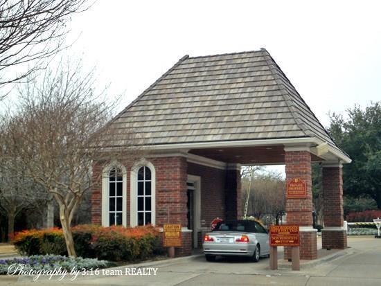 Building Photo - 4927 Oak Knoll Ln