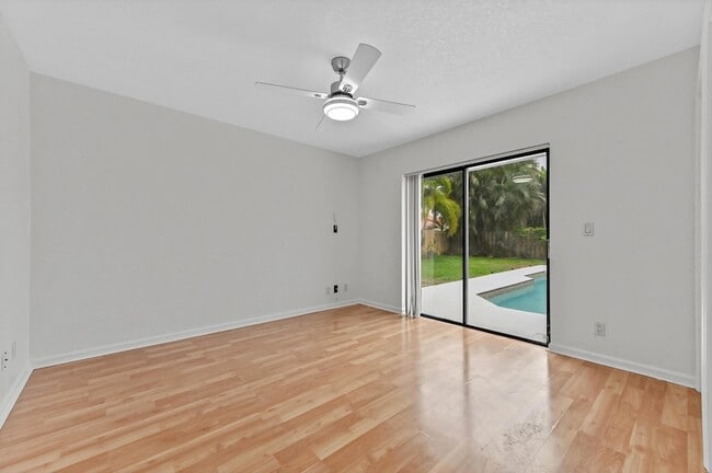 Building Photo - 13772 Ishnala Cir