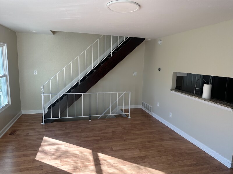 Building Photo - 133 Hammershire Rd