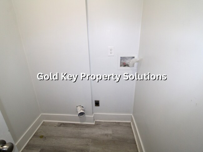 Building Photo - 1413 Walnut St