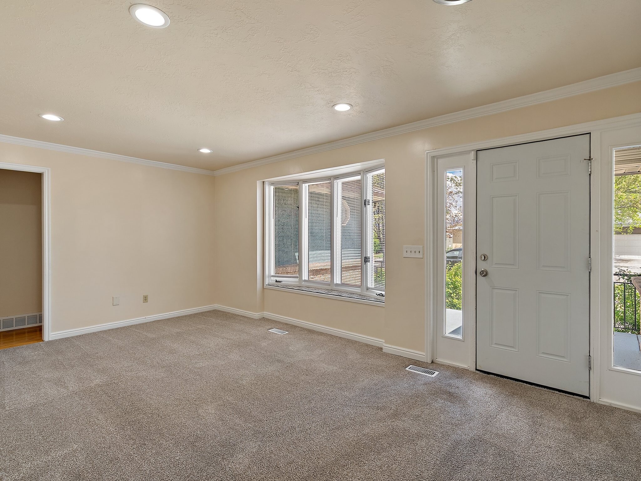 Building Photo - 6438 Tamra Dr