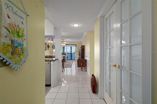 Building Photo - 8211 Brent St