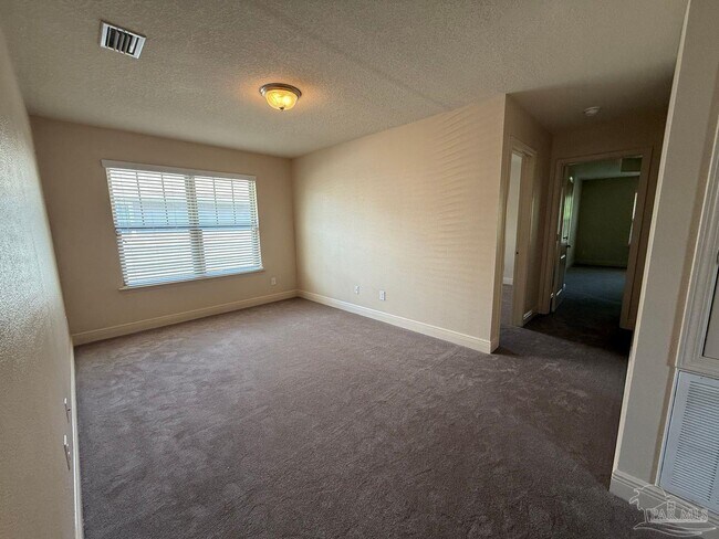 Building Photo - 3890 Weatherstone Cir