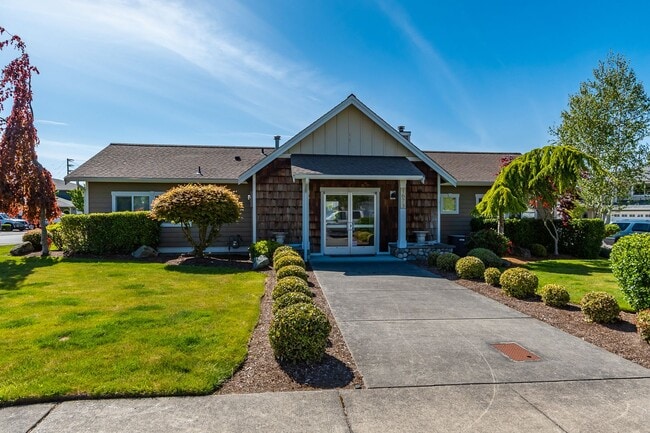 Building Photo - 2 Bed 2 Bath Home - 55+ Community Only