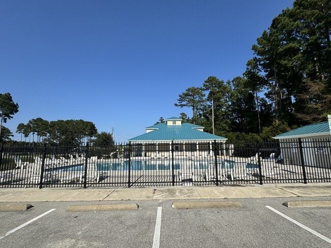 Building Photo - 217 Stagecoach Dr