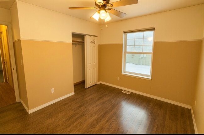 Building Photo - 3003 Oliver St