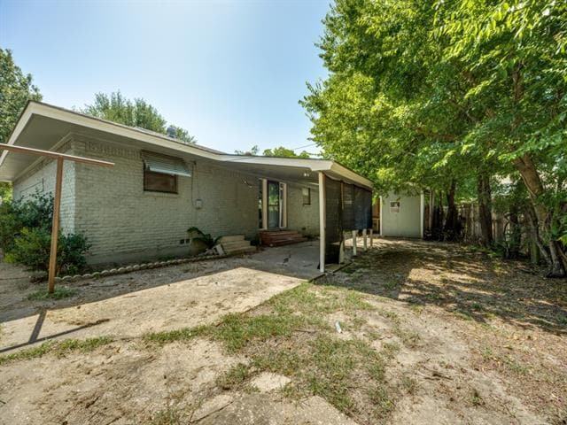 Building Photo - 1306 Blanton Pl