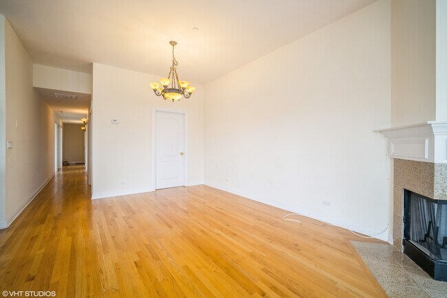 Building Photo - 755 Milwaukee Ave