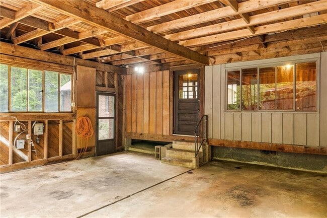 Building Photo - 889 Milam Cir