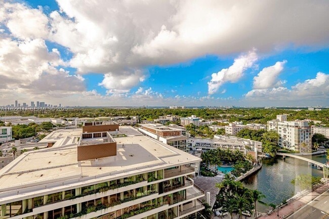 Building Photo - 2301 Collins Ave