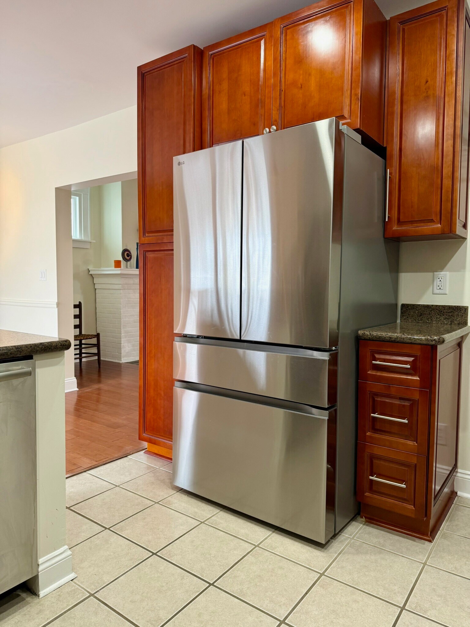 Building Photo - 402 Southwood Ave