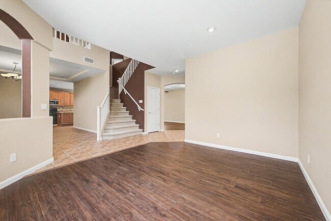 Building Photo - 472 W Pelican Dr