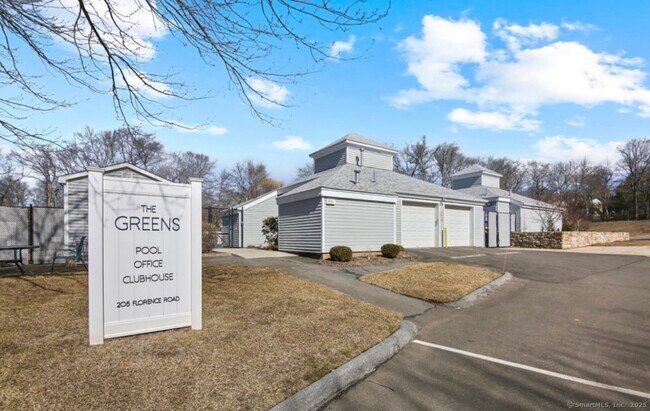 Building Photo - 730 Robert Frost Dr
