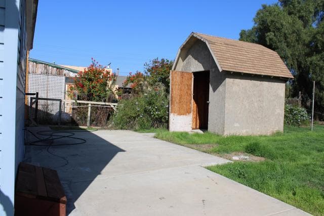 Building Photo - 1109 Del Mar Ave