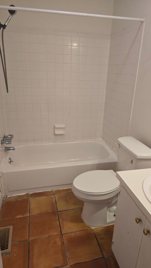 Building Photo - Olympia