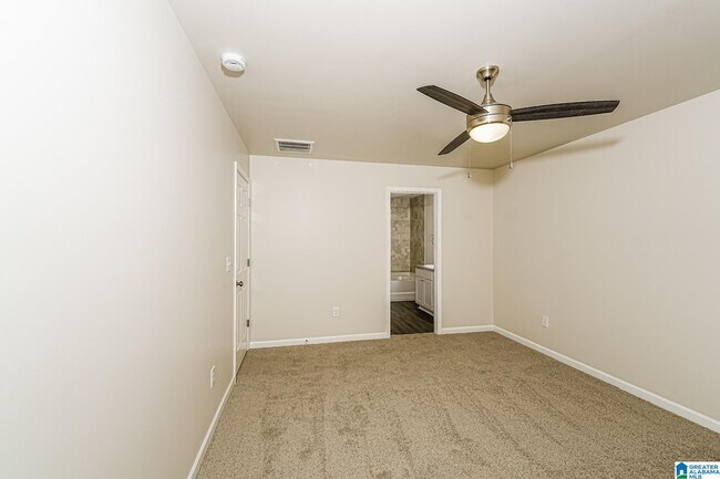 Building Photo - 148 Jonathan Dr