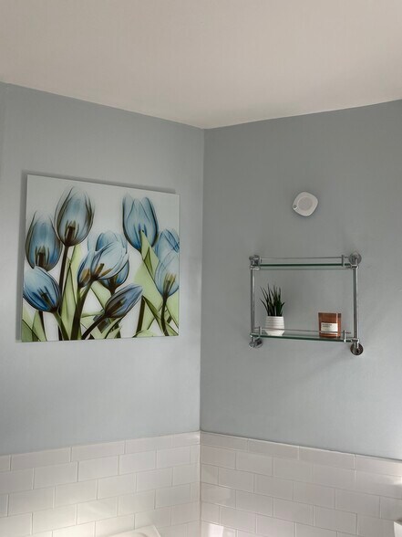 Bathroom - 1013 N 63rd St