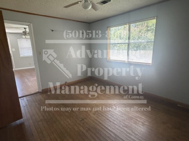 Building Photo - 2824 Raymar Rd