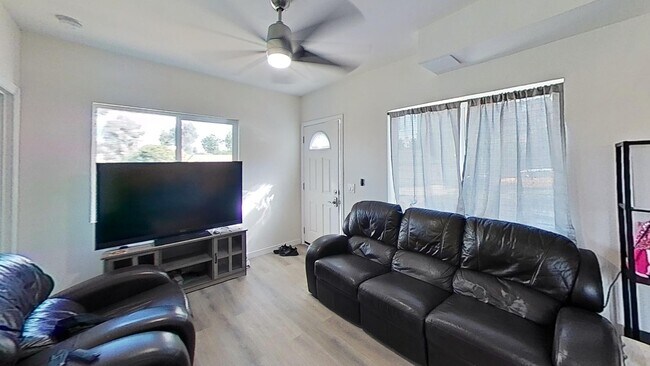 Building Photo - 5064 Alumni Pl