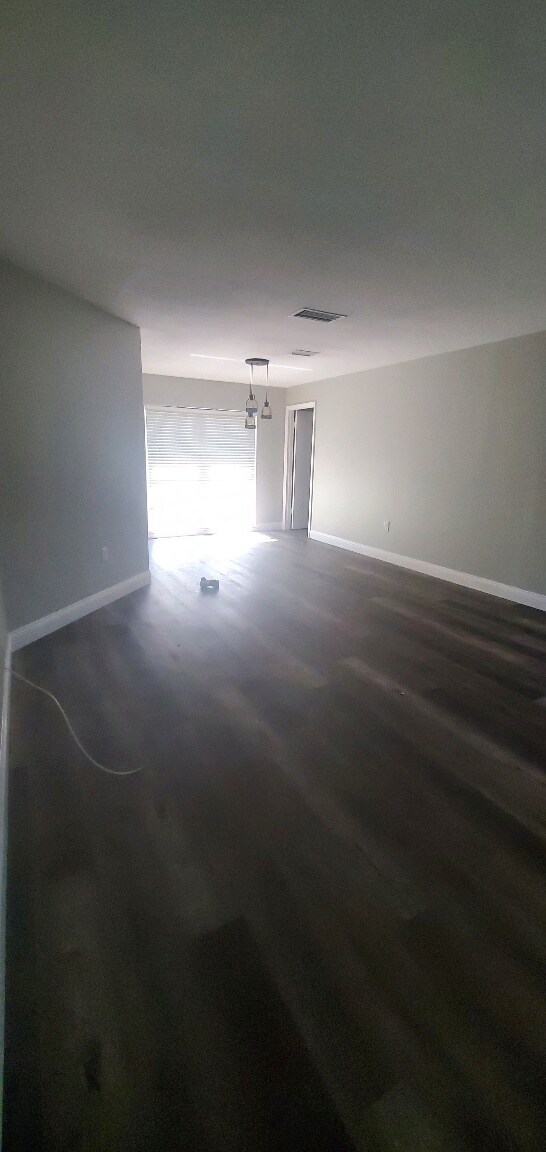 living room - 6785 Sandwater Trl N