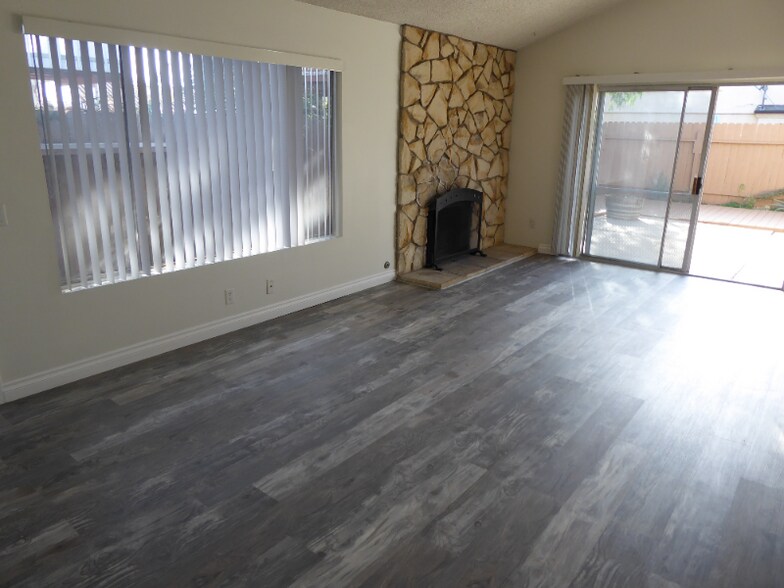 Primary Photo - 1015 Canal St