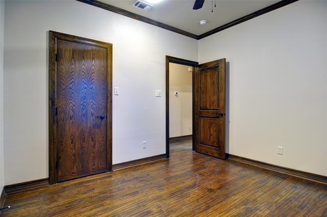 Building Photo - 3407 Penticost St