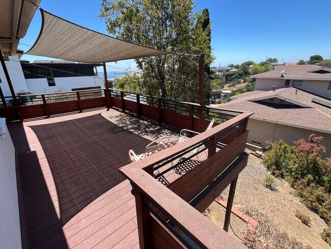Building Photo - Charming Mission Hills Mid-Century Home wi...