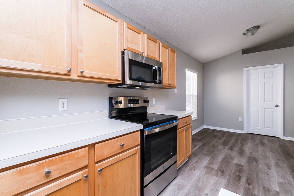 Building Photo - 12937 Lake Vista Dr