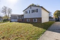 Building Photo - 2859 Falcon Bridge Dr