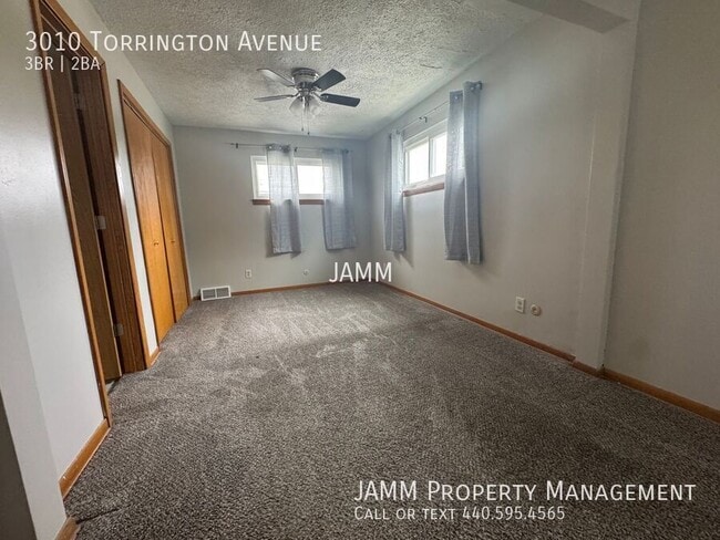 Building Photo - 3010 Torrington Ave