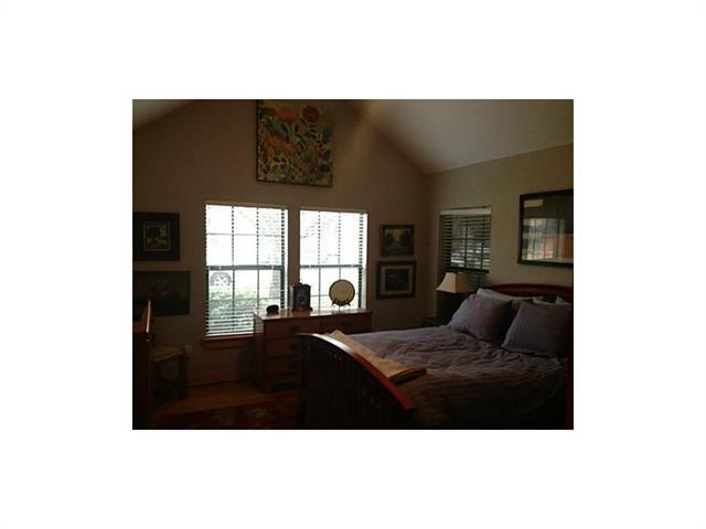 Building Photo - 3939 El Campo Ave