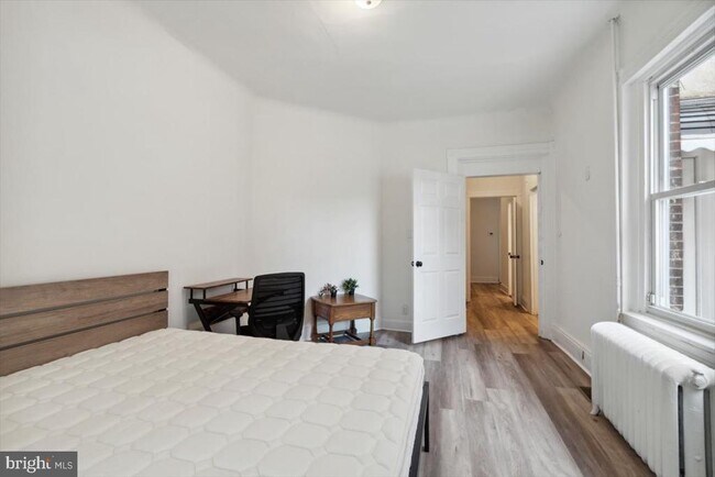 Building Photo - 3205 Winter St