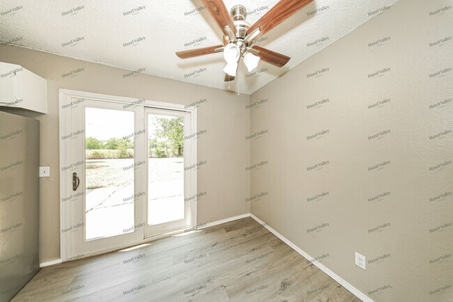 Building Photo - 808 NW 113th St