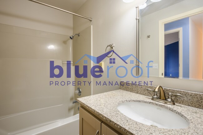 Building Photo - 11025 SE Flavel St