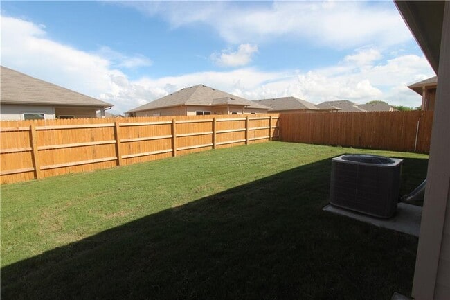 Building Photo - 457 Galway Bay Ln