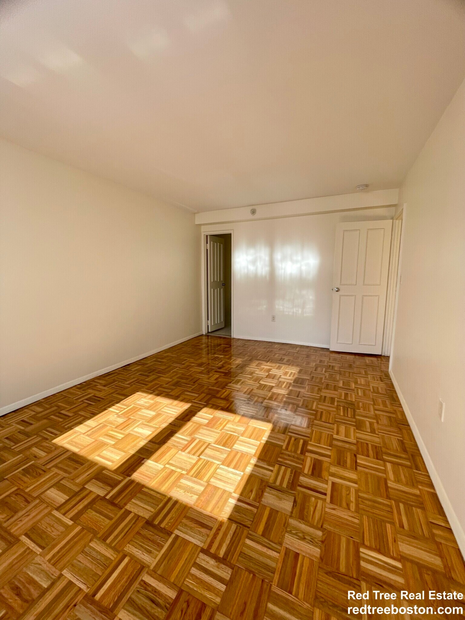 Building Photo - 185 Freeman St