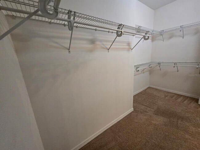 Building Photo - 9437 Leland Dr
