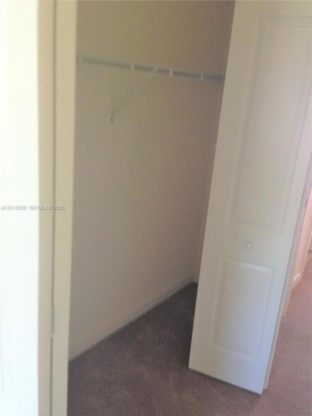 Building Photo - 690 Amador Ln